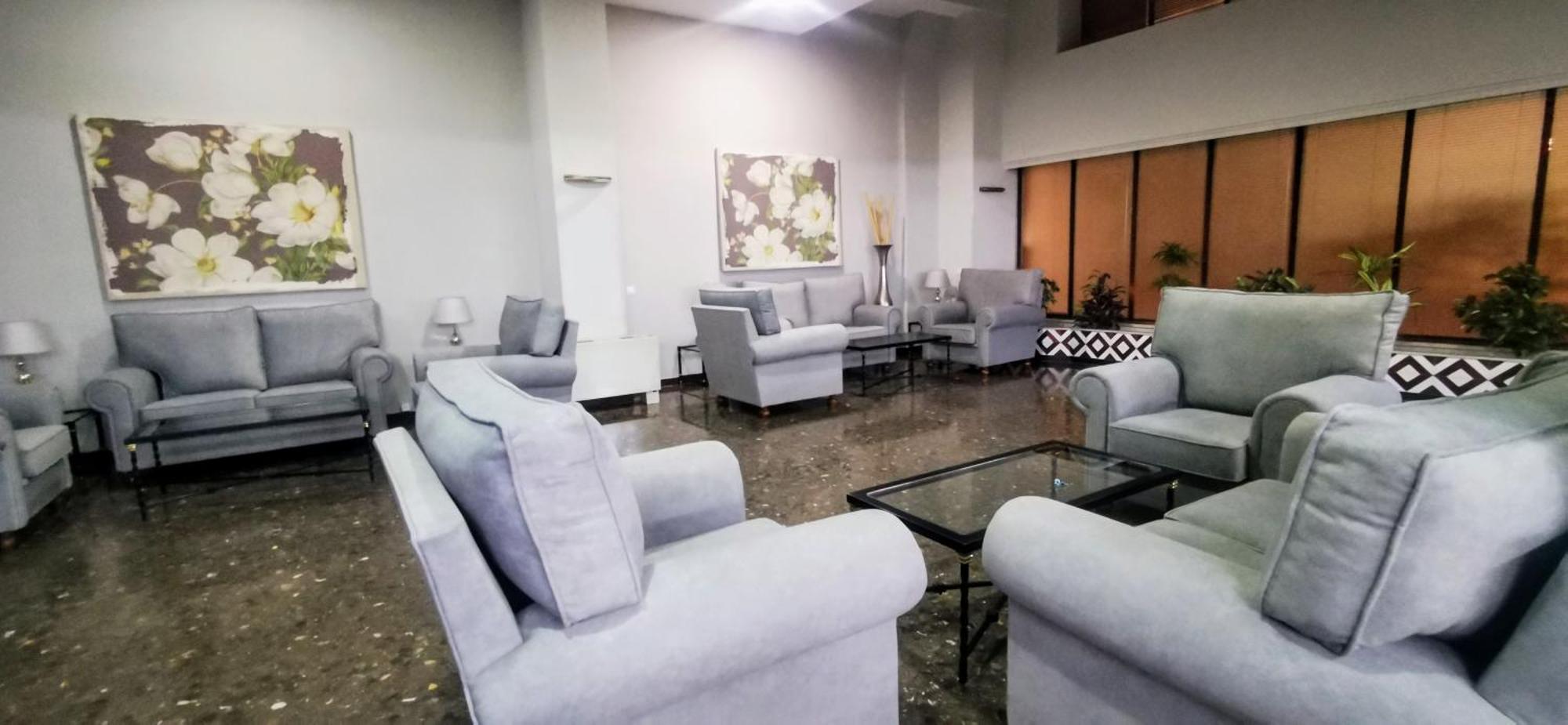 Apartamento Ral5021 En Triana Junto Al Centro Sevilla Bagian luar foto