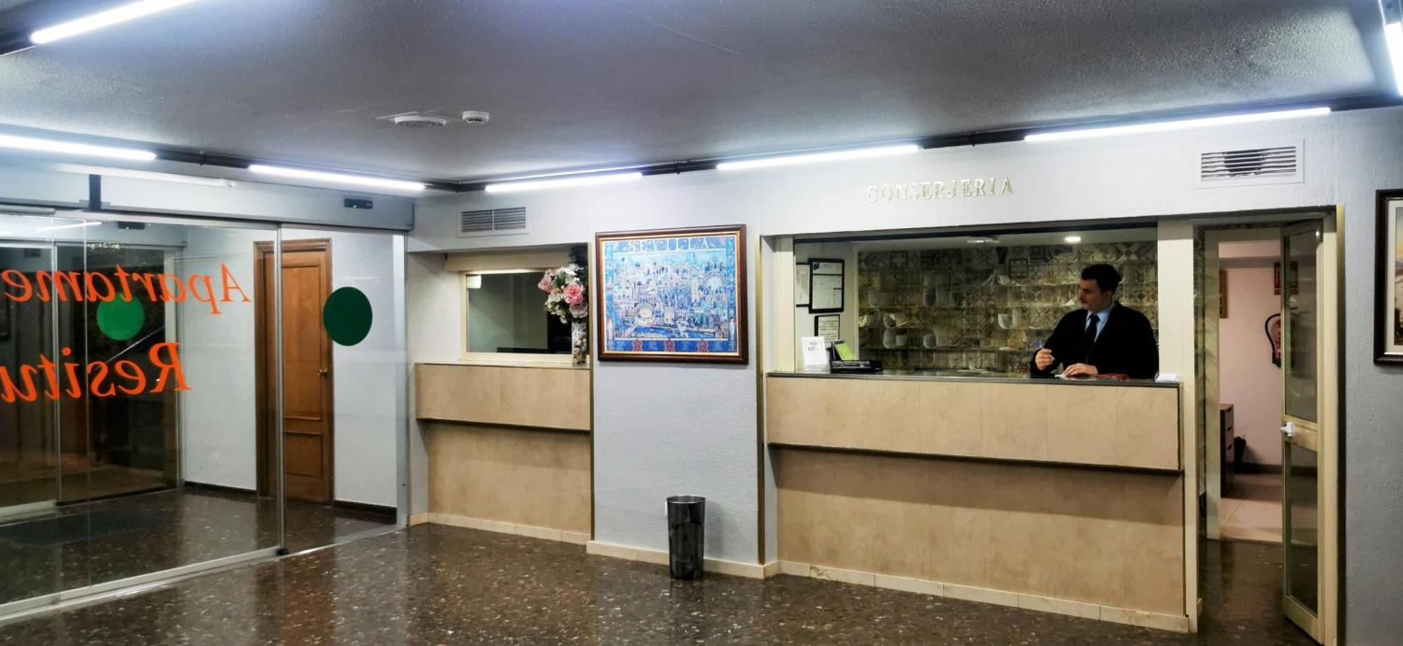 Apartamento Ral5021 En Triana Junto Al Centro Sevilla Bagian luar foto